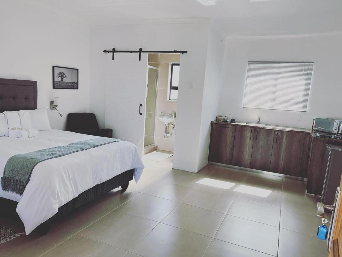Tranquility Guesthouse Standerton エクステリア 写真