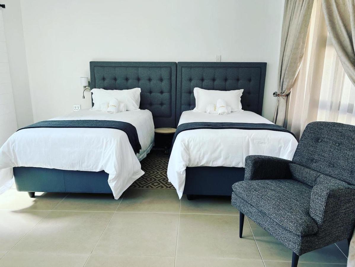 Tranquility Guesthouse Standerton エクステリア 写真