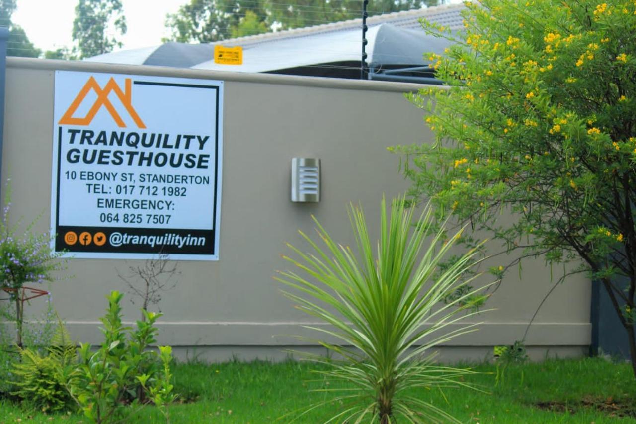 Tranquility Guesthouse Standerton エクステリア 写真